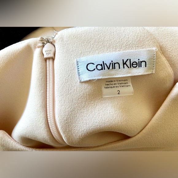 CALVIN KLEIN Cap Sleeve Lined Sheath Dress - Picture 4 of 9